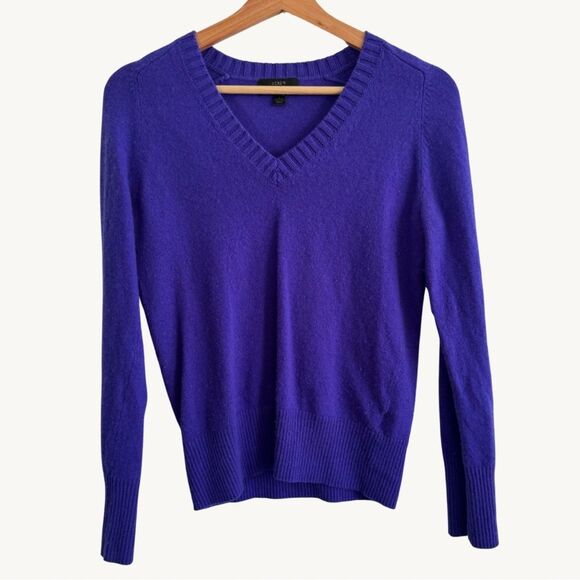 J. Crew Cashmere Wool V-Neck Sweater Purple Womens Size Small Soft classic Basic - Picture 1 of 7